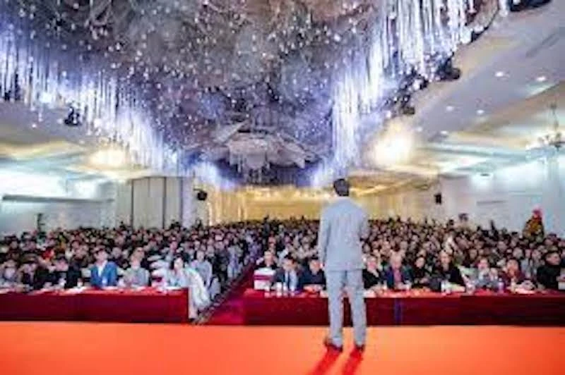 CEO 4.0: Lướt trên cơ hội hay chìm trong thách thức